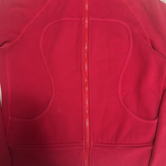 3/$100 Pink Lululemon scuba hoodie size 8 - Picture 2 of 8